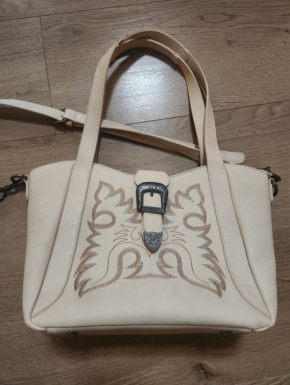 Wrangler Western Embroidery Buckle Handbag - New Without Tag
